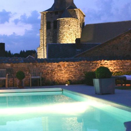Отель Le Castel Fosses-La-Ville Экстерьер фото